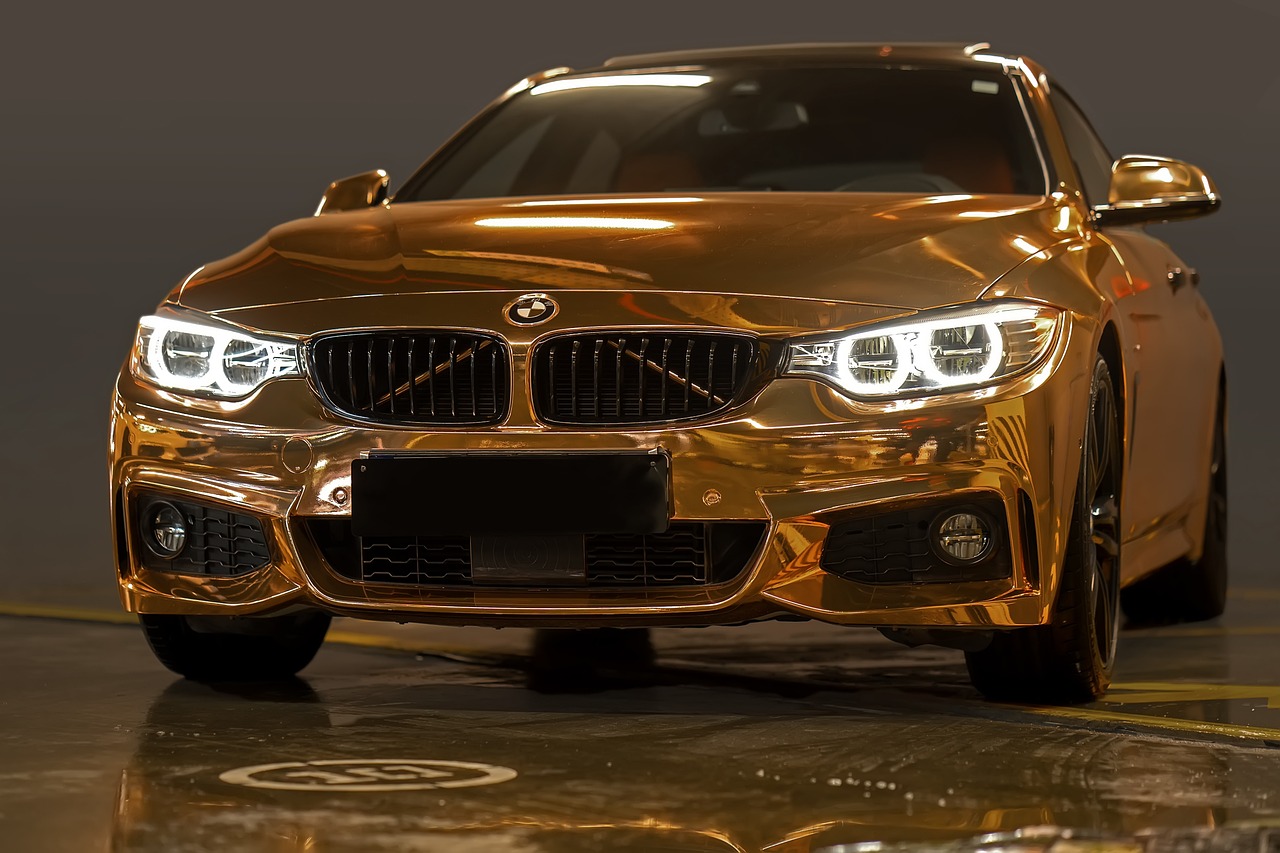 2025 BMW M4 CS: 믿기 어려운 가속력과 성능의 조화를 이룬 슈퍼카
